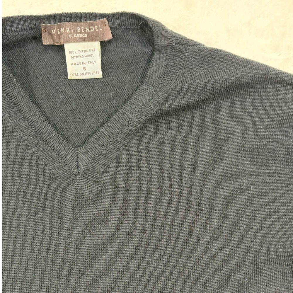 Henri Bendel Black Merino Wool V-Neck Sweater Womens Small Excellent
